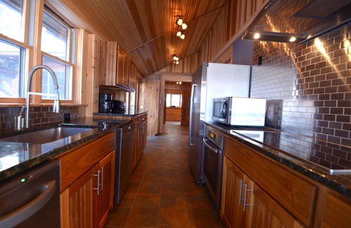 Cooperstown - Otsego Lake Casa | Pointe of View on Otsego Lake. 4 Bedrooms, 4 Bathrooms, 6 miles from Cooperstown
