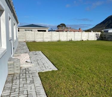 Franskraal Casa | Pokey Starfish Holiday Home