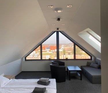 Dobrzen Wielki Casa | Pokoje do wynajęcia Massek
