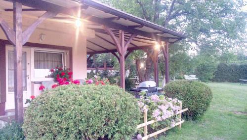 Szczytna Casa | Pokoje Gościnne Gazda