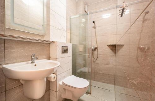 Debki Casa | Pokoje gościnne Przystań