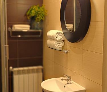 Mikoow Hotel | Pokoje gościnne Restauracja u Kusia