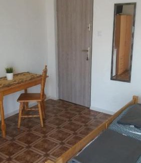 Bialogora Casa | Pokoje gościnne u Ewy Białogóra