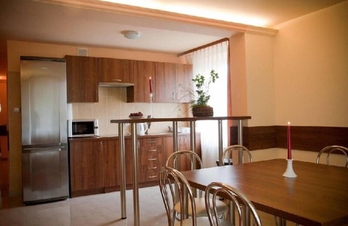Rzeszow Casa | Pokoje Gościnne Warneńczyka 85A