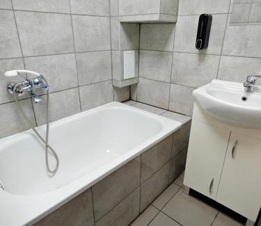 Czestochowa Apartamento | Pokoje Przy Jasnej Górze - by best price city center - CLARUS