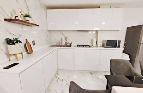 Los Morales Condominio | Polanco Close to Shopping Malls 2BR 2BT