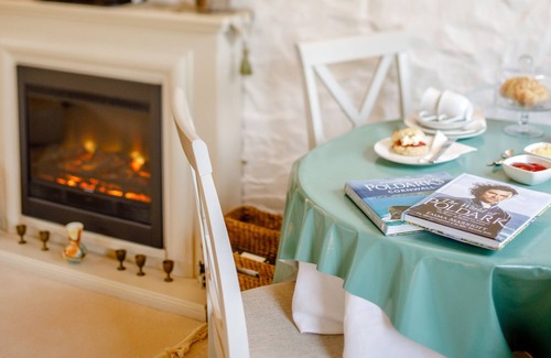 Lower Trengale Cabaña | Poldark Cottage, TAPHOUSE DEL ESTE
