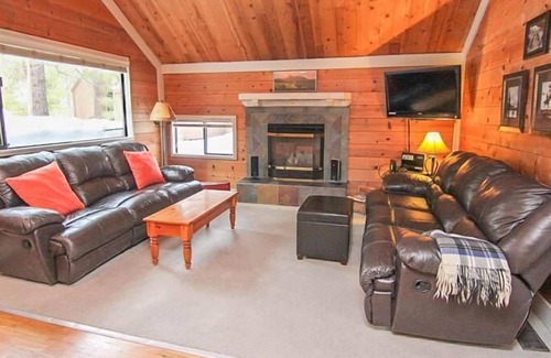 Overlook Park Casa | Pole House 15