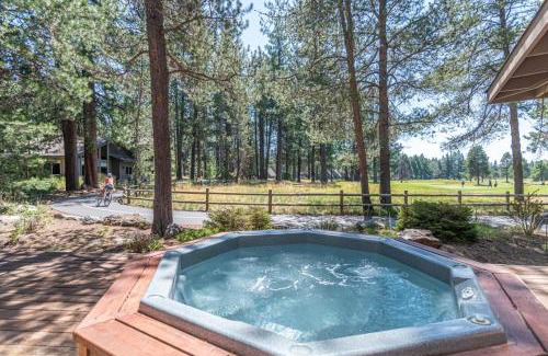 Overlook Park Casa | Pole House - Unit 1