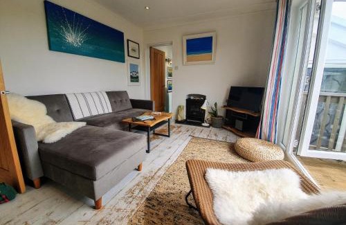 Holywell Casa | Pollymoor Beach House