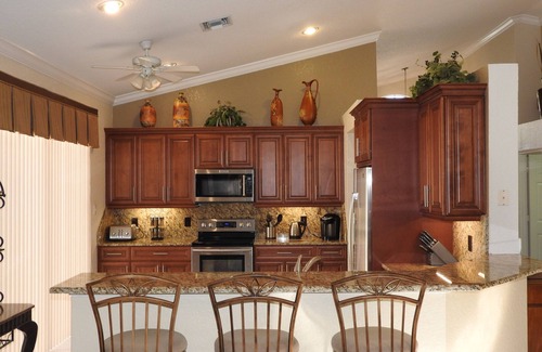 Polo Trace Casa | 7602 Charing Cross Lane, Delray Beach, 3/2, cerrada, piscina privada, WIFI, NETFLIX