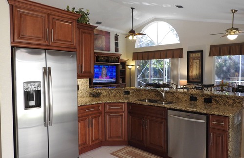 Polo Trace Casa | 7602 Charing Cross Lane, Delray Beach, 3/2, cerrada, piscina privada, WIFI, NETFLIX