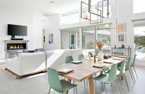 La Quinta Casa | Polo Villa 8 by AvantStay Kitchen, Pool & Spa 260-326 6 Bedrooms