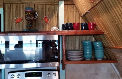 Freeport Casa | Polynesian Paradise - Summer Specials!
