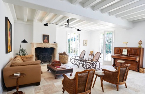 Saint-Emilion Casa | Pomœria: Una villa de lujo y un jardín escondido dentro del pueblo de Saint-Émilion