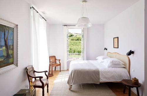 Saint-Emilion Casa | Pomœria: Una villa de lujo y un jardín escondido dentro del pueblo de Saint-Émilion