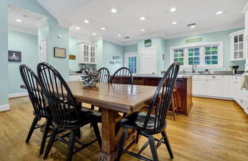 Edisto Island Casa | Pompano Pool House