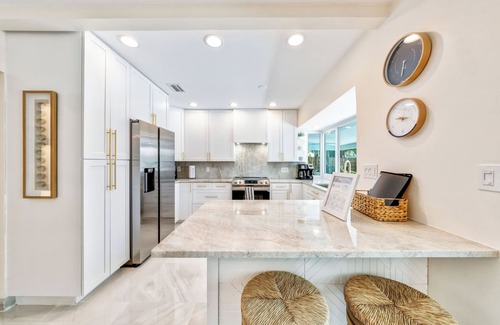 Cypress Lakes Casa | Pompano Sunset Oasis - 4 Bedroom Retreat