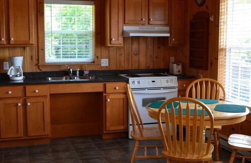 Pomquet Cabaña | Pomquet Beach Cottages - Moose Den Cottage