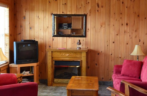 Pomquet Cabaña | Pomquet Beach Cottages - Deer Den Cottage