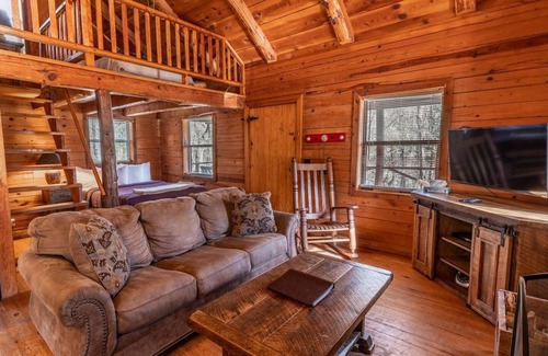 Ponca Condominio | Ponca Cabin 4 - Cozy Cabin in the Heart of Ponca