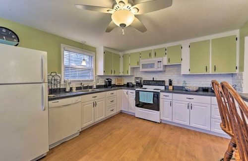 East Wareham Casa | ¡NUEVO! Casa de Cape Cod con vista y acceso a Mill Pond!