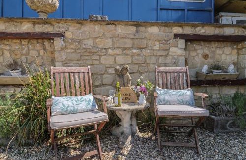 Beaminster Apartamento | Pond View at Yeabridge Farm