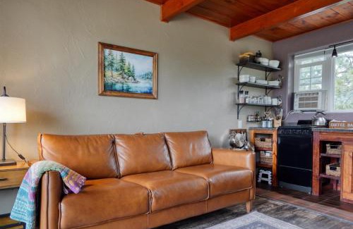 Hot Springs Casa | Ponderosa Cabin at Highland Meadows