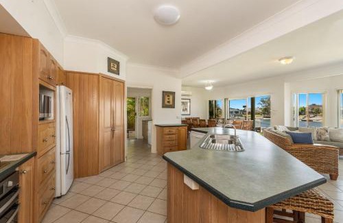 Yamba Casa | Ponderosa - Pet Friendly Waterfront
