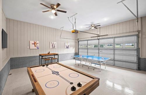 Mount Mourne Casa | Ponderosa Pointe by AvantStay Boathouse Views