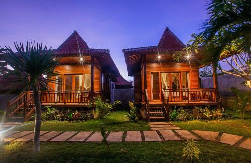 Mushroom Bay Hotel | Pondooks Joglo