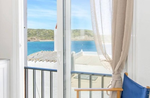 Es Grau Apartamento | Ponent Apartamento frente al mar, refugio costero