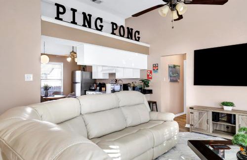 Wetmore Casa | Pong - A Birdy Vacation Rental