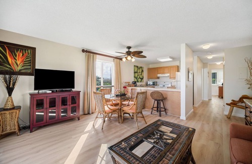 Kapaa Condominio | Pono Kai Resort J201, 2nd Floor, Walk to Beach