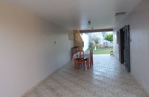 Balneario Praia do Leste Casa | Pontal do PR / Balneário Guarapari / Up to 10 people