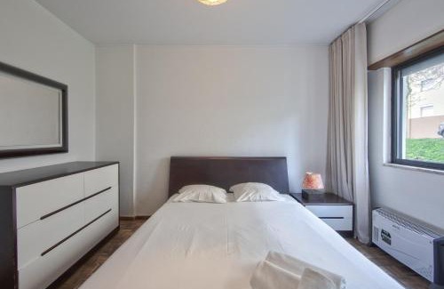 Alfornelos Apartamento | Pontinha Typical by Homing