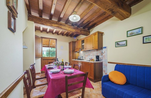 Orentano Apartamento | Ponziani by Interhome