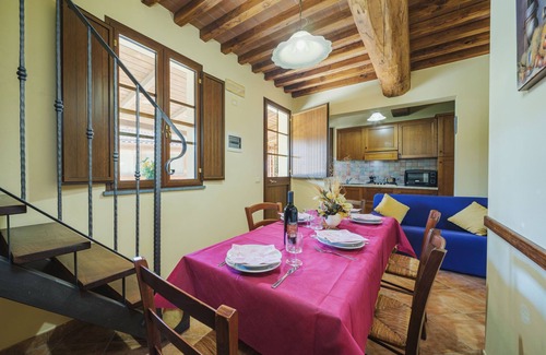 Orentano Apartamento | Ponziani by Interhome