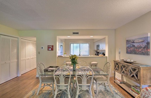 Arcadian Shores Villa | Pool Access and Lake Views Kingston Resort Villa!