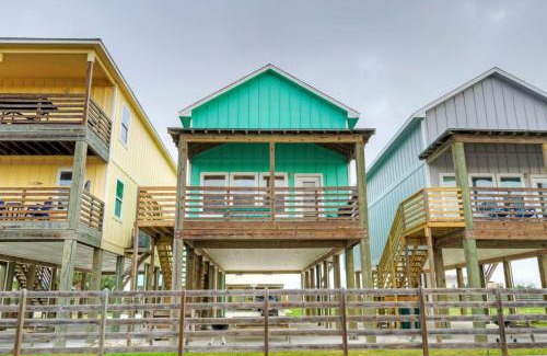 Flour Bluff Casa | Pool Access Boat Dock Steps to the Gulf The Pintail by AvantStay