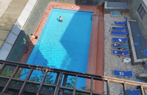 Quartiere Coppede Apartamento | POOL and BALCONY- LUXURY APARTMENT - JACUZZI -WiFi-AirCondition