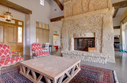 Austin Casa | Pool and Covered Patios Sprawling Austin Estate!