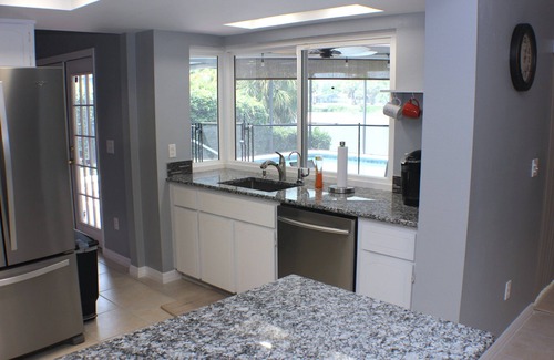 Orchid Lake Village Casa | Pool and Fishing Lake Oasis