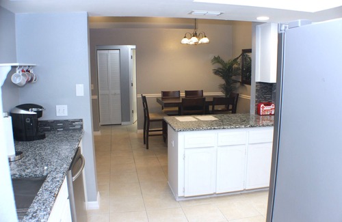 Orchid Lake Village Casa | Pool and Fishing Lake Oasis