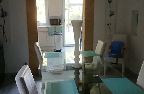 Rognes Casa | PISCINA Y JACUZZI EN LA CAMPAÑA DE AIXOIS