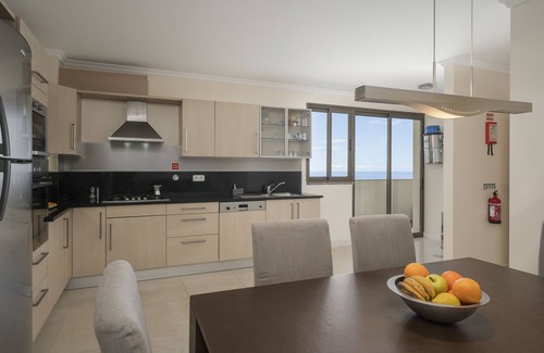 Estrela da Calheta Apartamento | Pool and sea view - Calheta Victory View