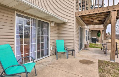 Table Rock Apartamento | Pool and Step-Free Access Branson Resort Condo!