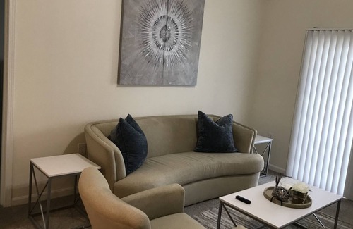 Beavercreek Apartamento | "Pool/Gym (2bd 2bth, with upstairs loft) 5 Star