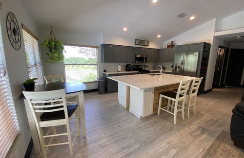 Minneola Casa | Pool + Heated spa Family friendly King suite Oasis