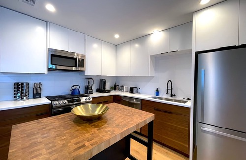 MLK Casa | Pool Home Encore Rainey Street-6 Minute Drive